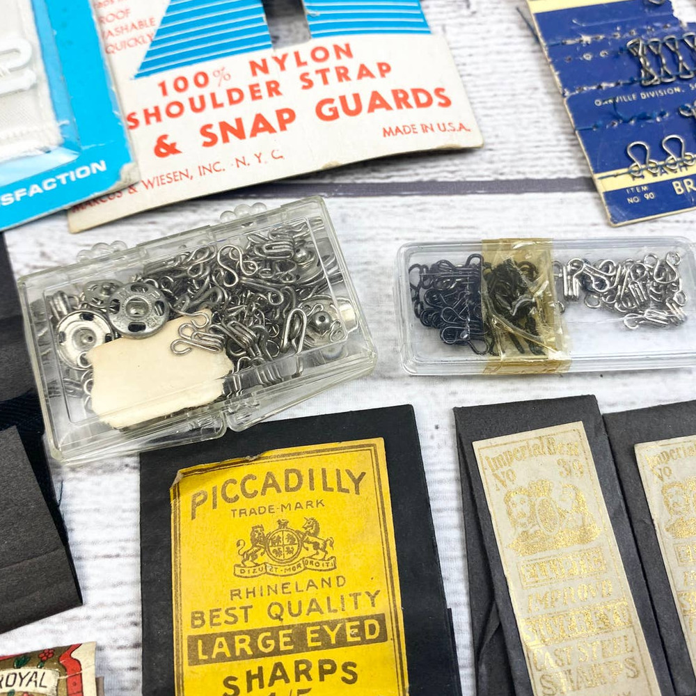 Vintage Sewing Lot Hook Eyelet Snap Guards Straps and Misc. Sewing Accessories - Picture 9 of 10